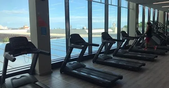 VivaGym Finestrelles en Esplugues de Llobregat