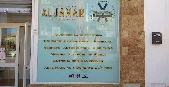 Escuela De Taekwondo Aljamar en Tomares