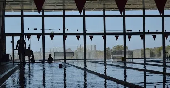 Piscina Cubierta Municipal Villajoyosa "El pantà" en Villajoyosa
