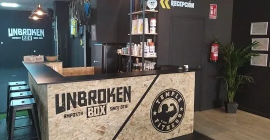 Gimnasio Temple Fitness/Unbroken Box en Amposta