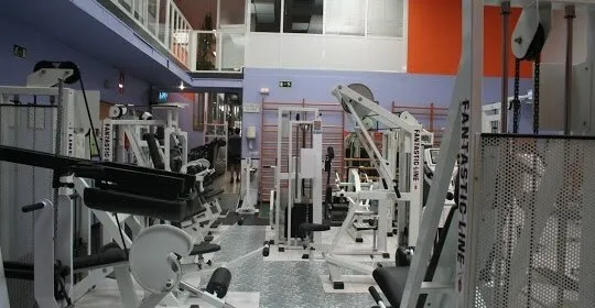 Gimnasio Rodas en Vitoria / Gasteiz