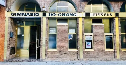 Gimnasio "Do-Chang" en Vitoria / Gasteiz