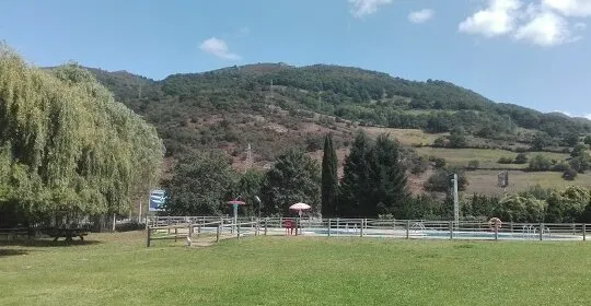 Centro Deportivo Pola de Lena en Grado