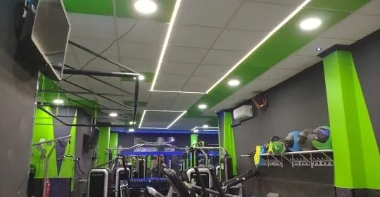 Centro deportivo LIFE-FITNESS en Fortuna