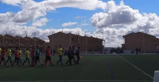 Pista De Atletismo, Yuncos en Yuncos