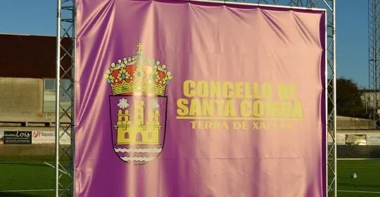 Complexo Deportivo Municipal de Fontenla en Santa Comba