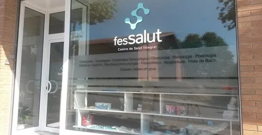 FesSalut_ Centre de Salut Integral en Tona