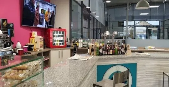 Pádel i Ocio Xinzo S.L en Xinzo de Limia