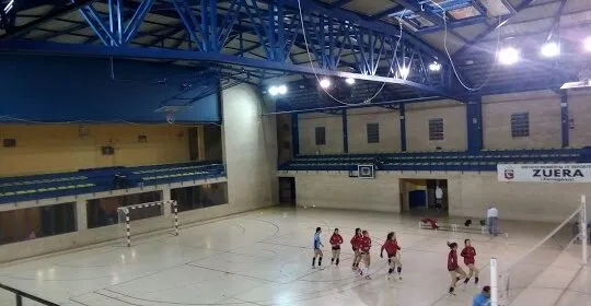 Pabellon Deportivo Municipal en Zuera