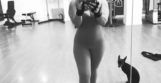 Entrenadora personal experta en fitness y nutrición Juliet velasquez en Palma de Mallorca