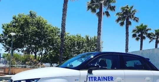 J1 TRAINER Marina plaza en Palma de Mallorca