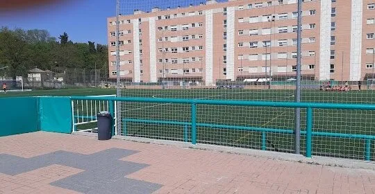 Campo y Escuela de Fútbol Alameda de Osuna en Madrid