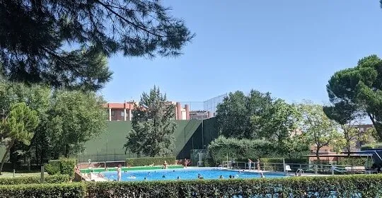 Polideportivo Municipal SAN FERMÍN en Madrid